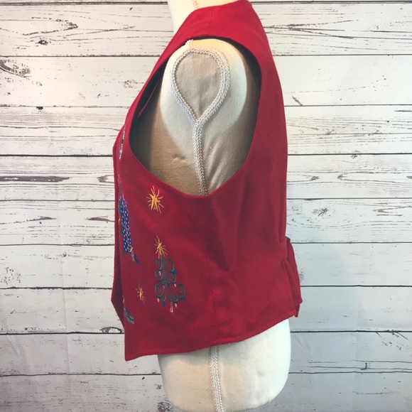 Christmas Vest - Picture 4 of 7